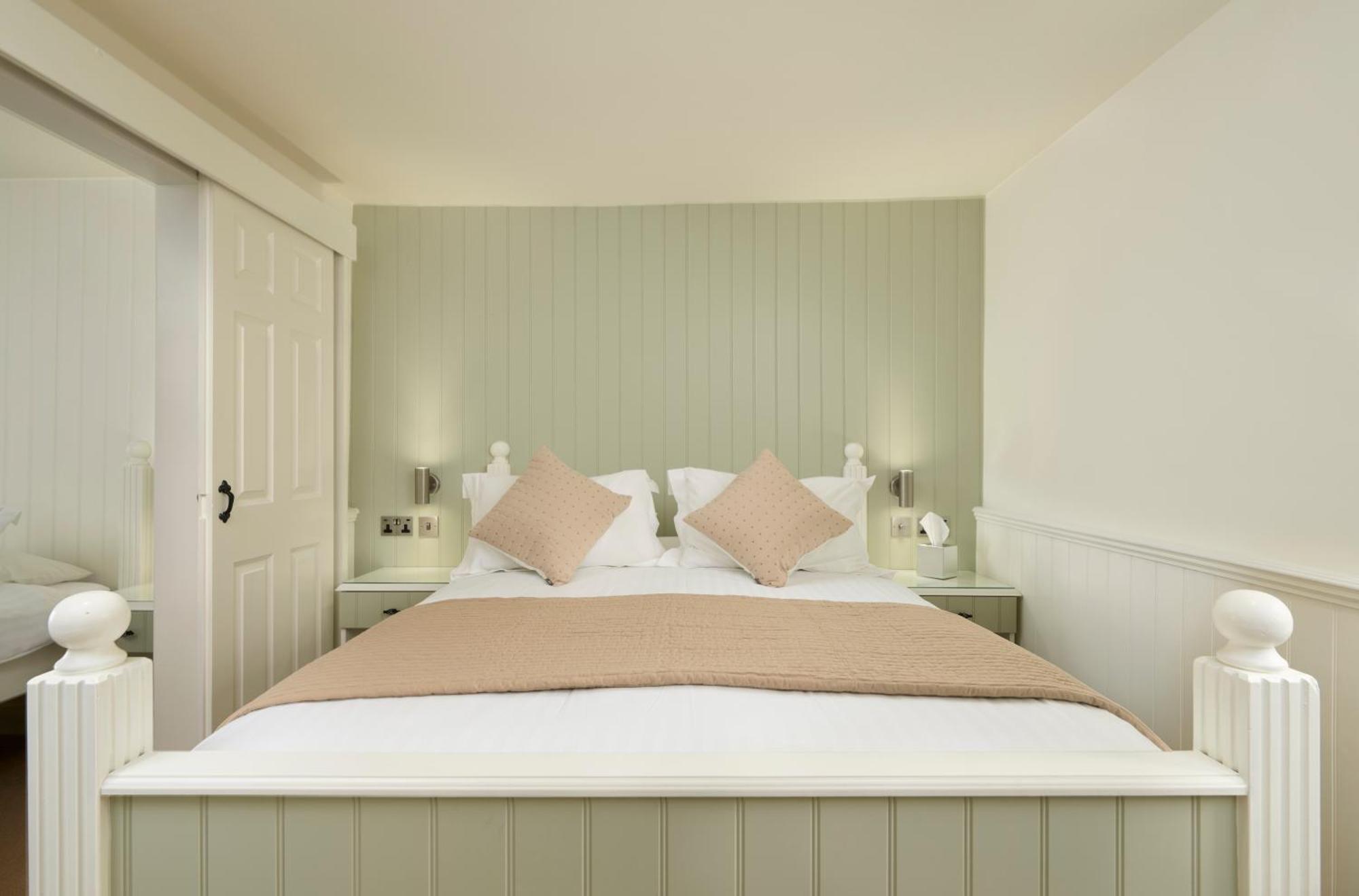 The Cricket Inn Beesands Экстерьер фото